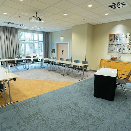 Ξενοδοχείο Radisson Blu 4*