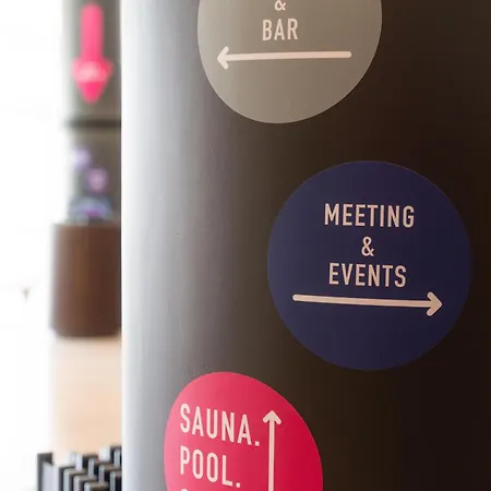 Ξενοδοχείο Radisson Blu 4*