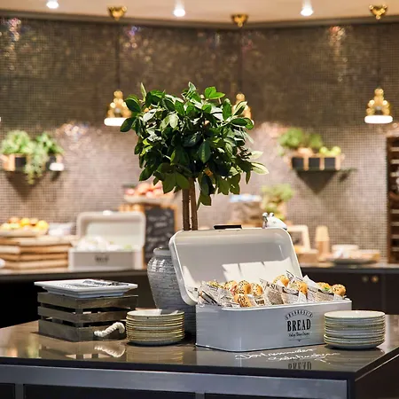 Radisson Blu 4*