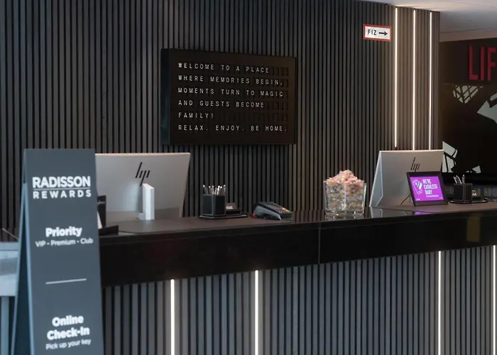 Otel Radisson Blu 4*